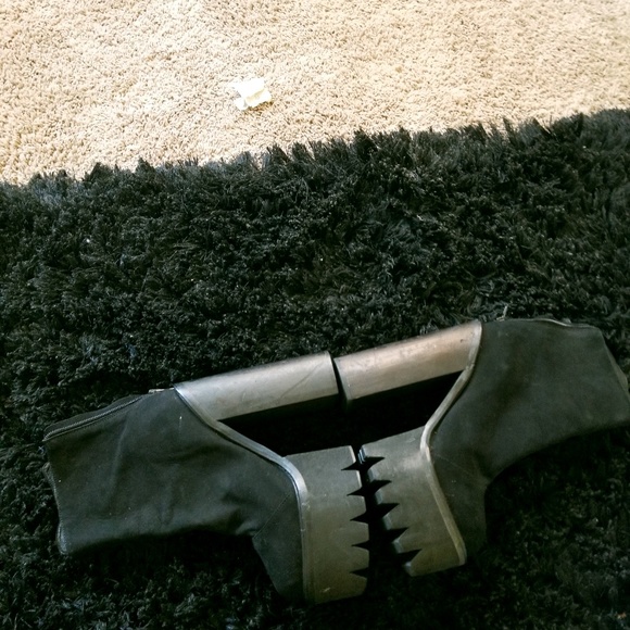 💕Jeffrey campbell chunky boots, hello kitty, 9 - Picture 2 of 8